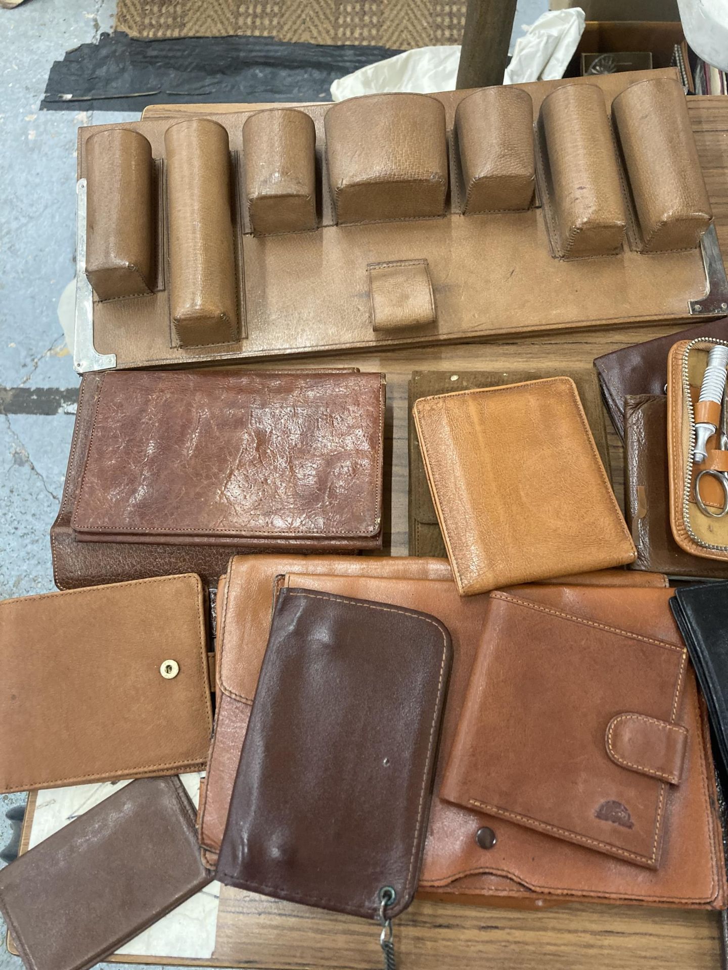 A QUANTITY OF LEATHER PURSES, WALLETS, PASSPORT HOLDERS, ETC., - Image 3 of 3