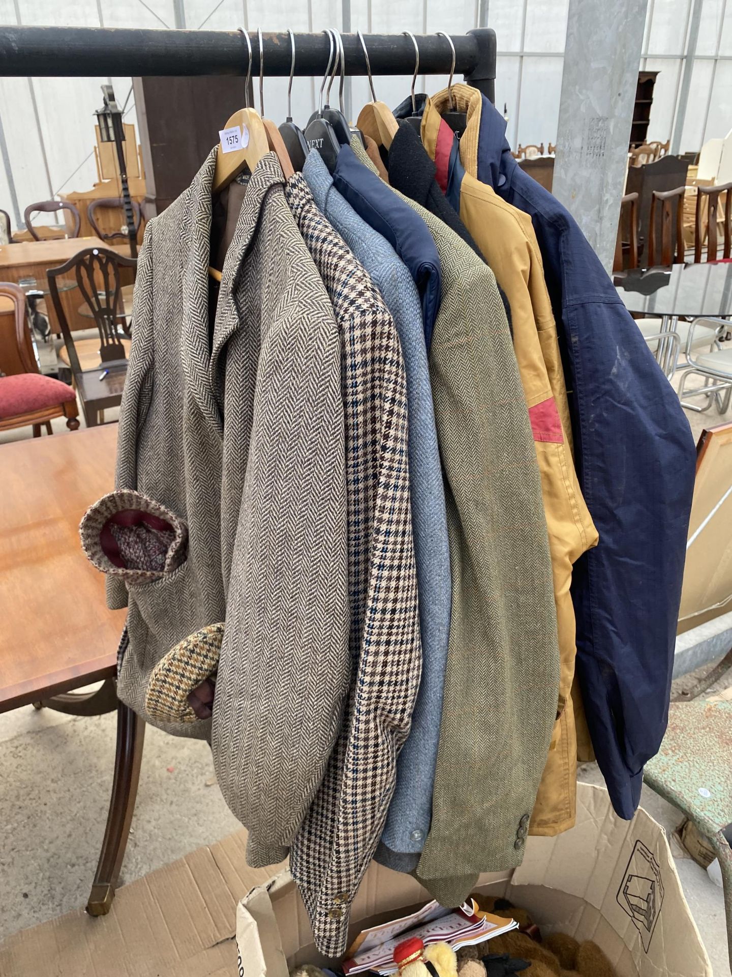 AN ASSORTMENT OF GENTS COATS TO INCLUDE TWEED JACKETS ETC