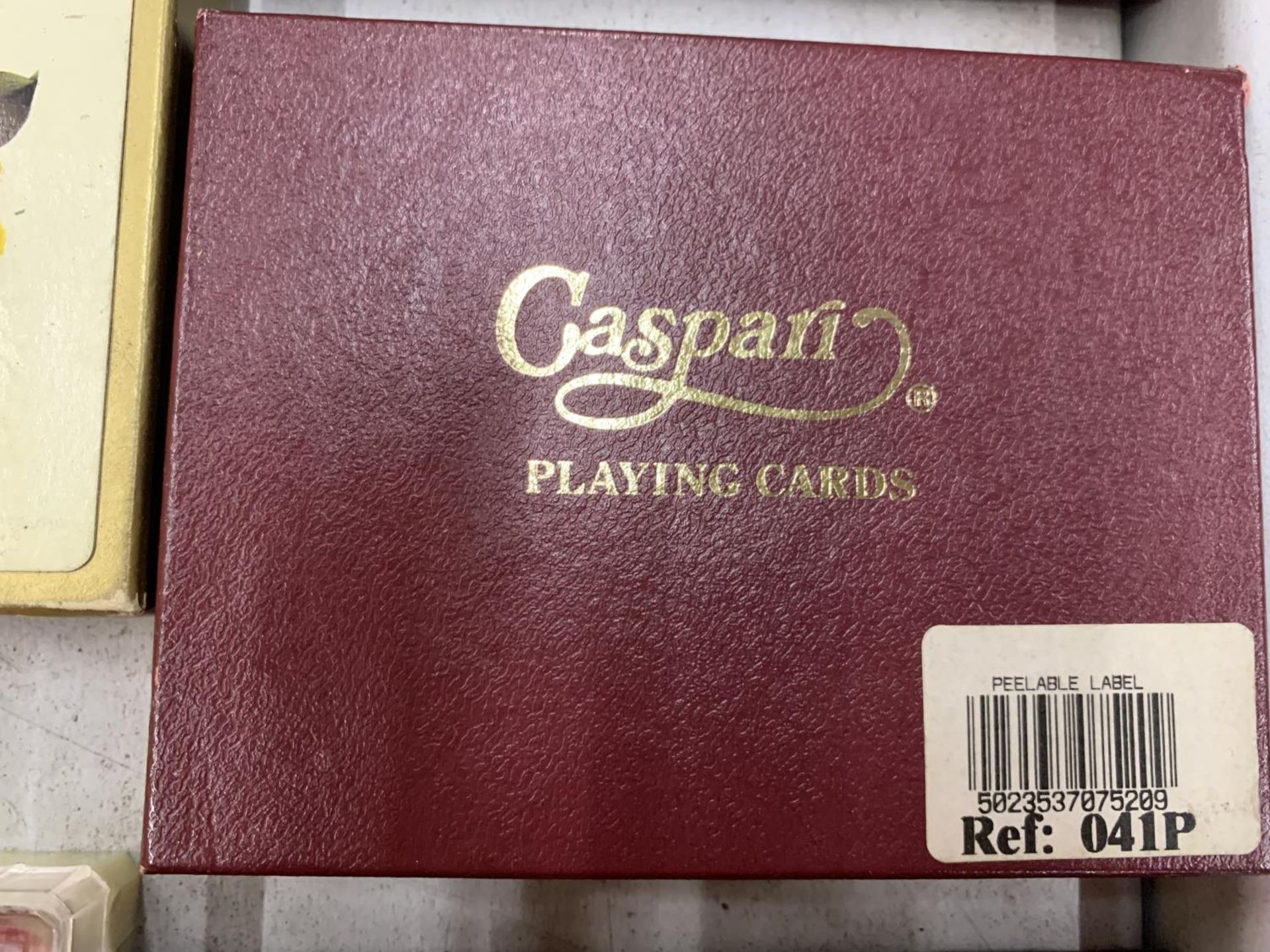 A LARGE QUANTITY OF VINTAGE PLAYING CARDS TO INCLUDE 'CASPARI', 'CONGRESS', ETC - Image 4 of 5