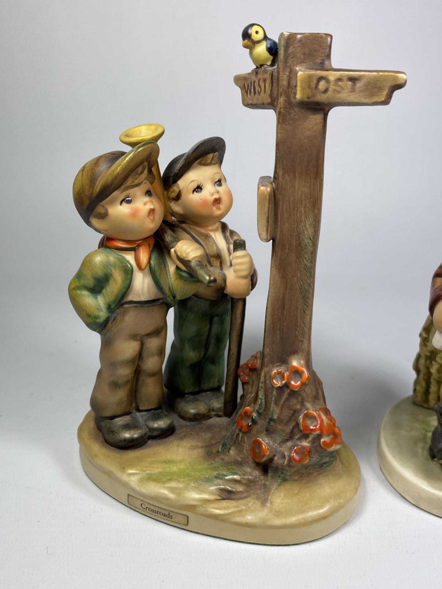 TWO VINTAGE HUMMEL FIGURES TO INCLUDE 'CROSSROADS' - Image 2 of 4