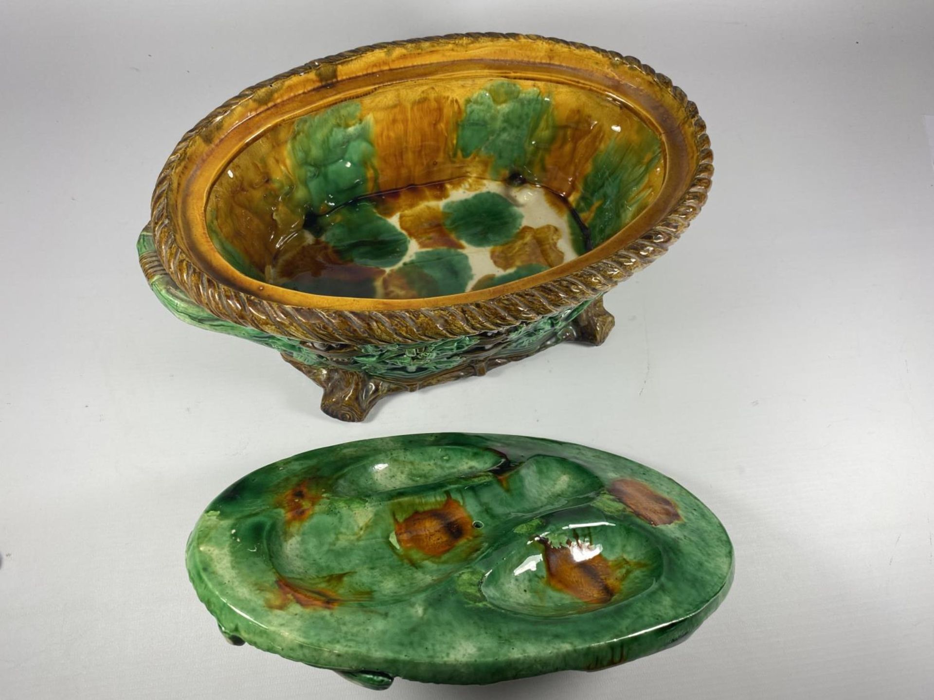 A LARGE STAFFORDSHIRE POTTERY GAME PIE DISH, LENGTH 36CM - Image 3 of 4