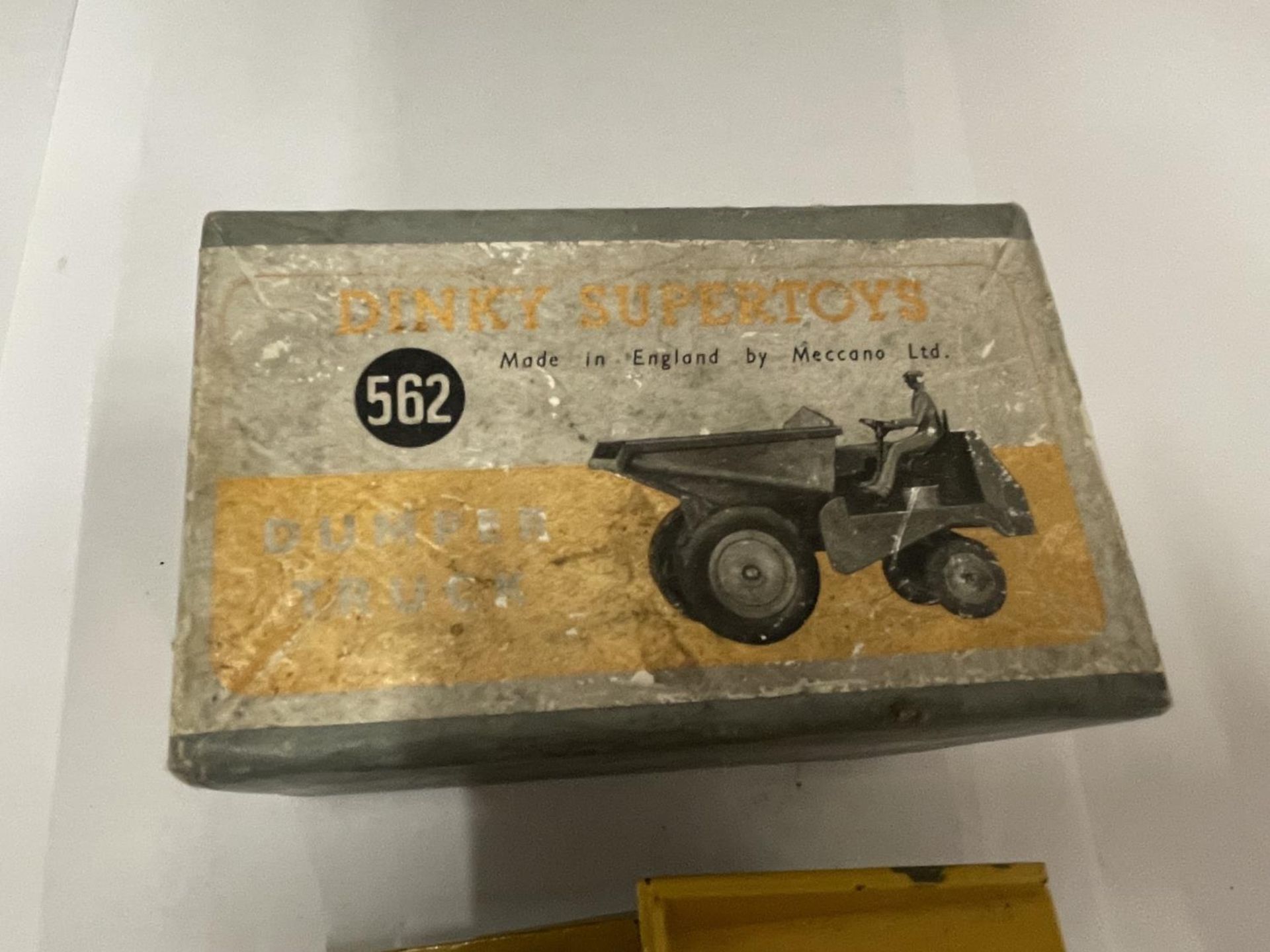 A BOXED DINKY DUMPER TRUCK - Image 3 of 3