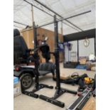 A WEIGHT LIFTING RACK AND WEIGHT LIFTING BAR