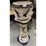 A LARGE NEO CLASSICAL STYLE ITALIAN JARDINIERE PLANTER ON STAND, HEIGHT 92CM