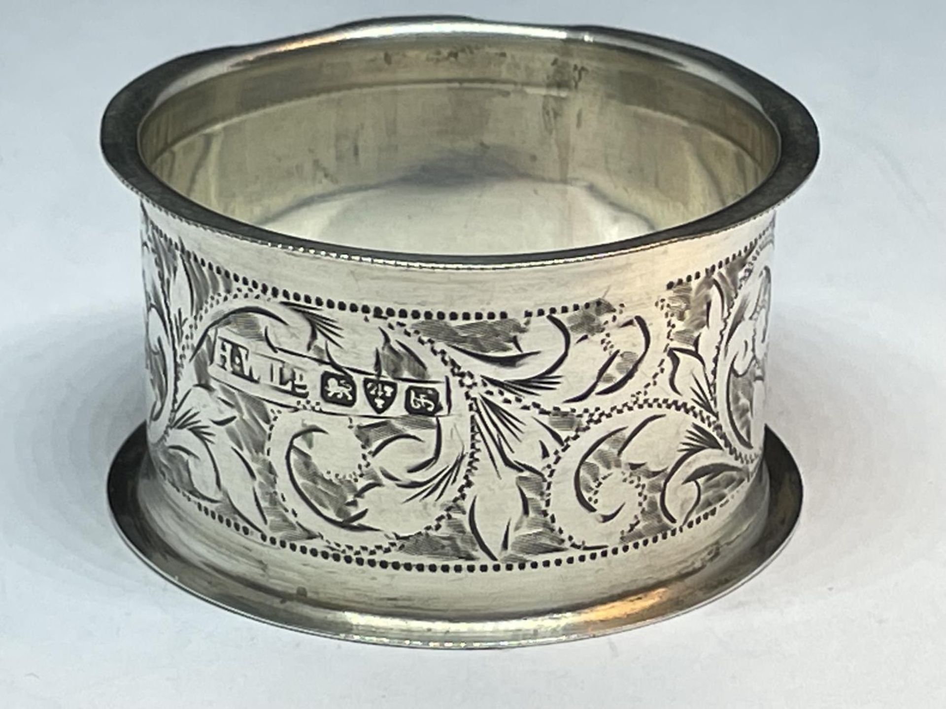 A HALLMARKED CHESTER NAPKIN RING - Image 2 of 2