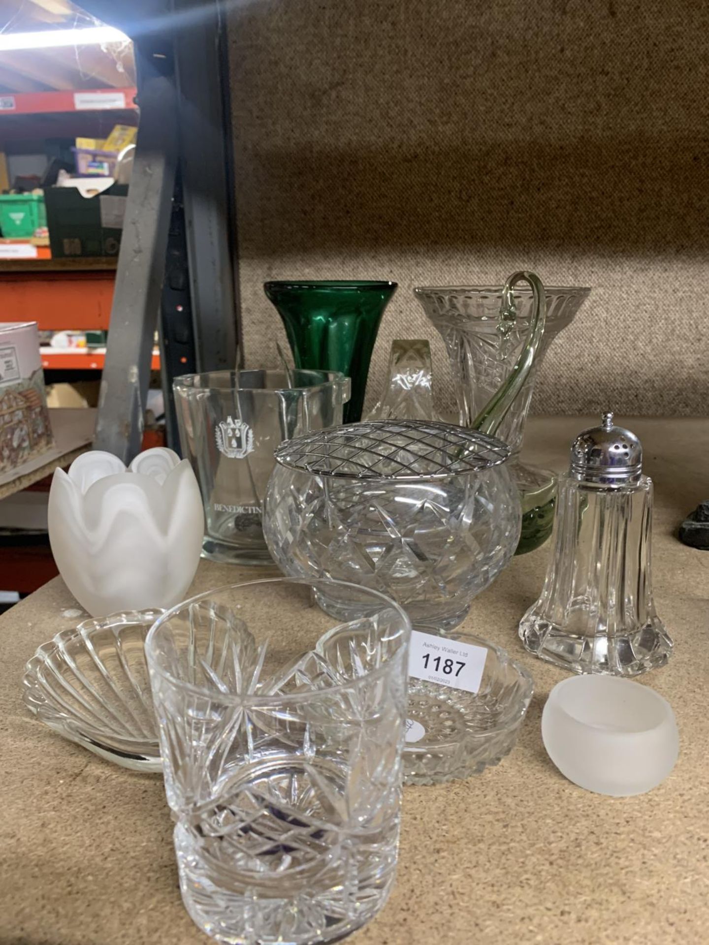 A QUANTITY OF GLASSWARE TO INCLUDE VASES, BASKET, ROSE BOWL, SUGAR SIFTER ETC.,