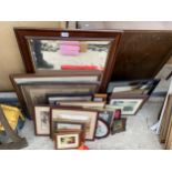 AN ASSORTMENT OF FRAMED PRINTS AND PICTURES