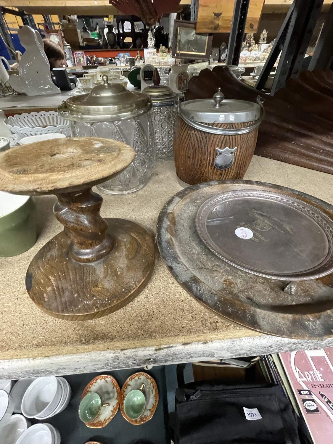 A QUANTITY OF TREEN ITEMS TO INCLUDE AN ICE BUCKET, BOWL AND BARLEY TWIST CANDLESTICK PLUS TWO GLASS