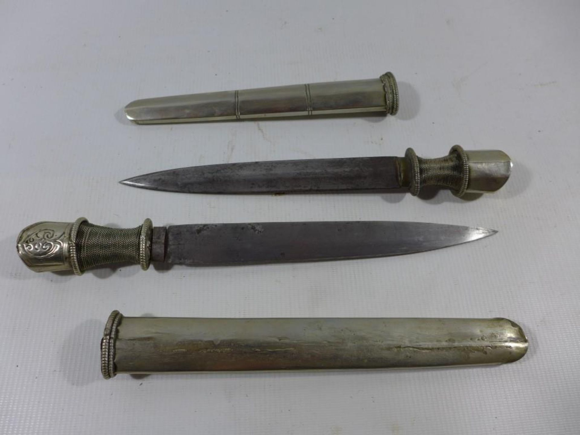 TWO FAR EASTERN DAGGERS AND SCABBARDS, 20CM AND 23CM BLADES - Image 2 of 4