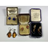 FOUR PAIRS OF VINTAGE SILVER EARRINGS TO INCLUDE A CASED LAPIS LAZULI PAIR ETC