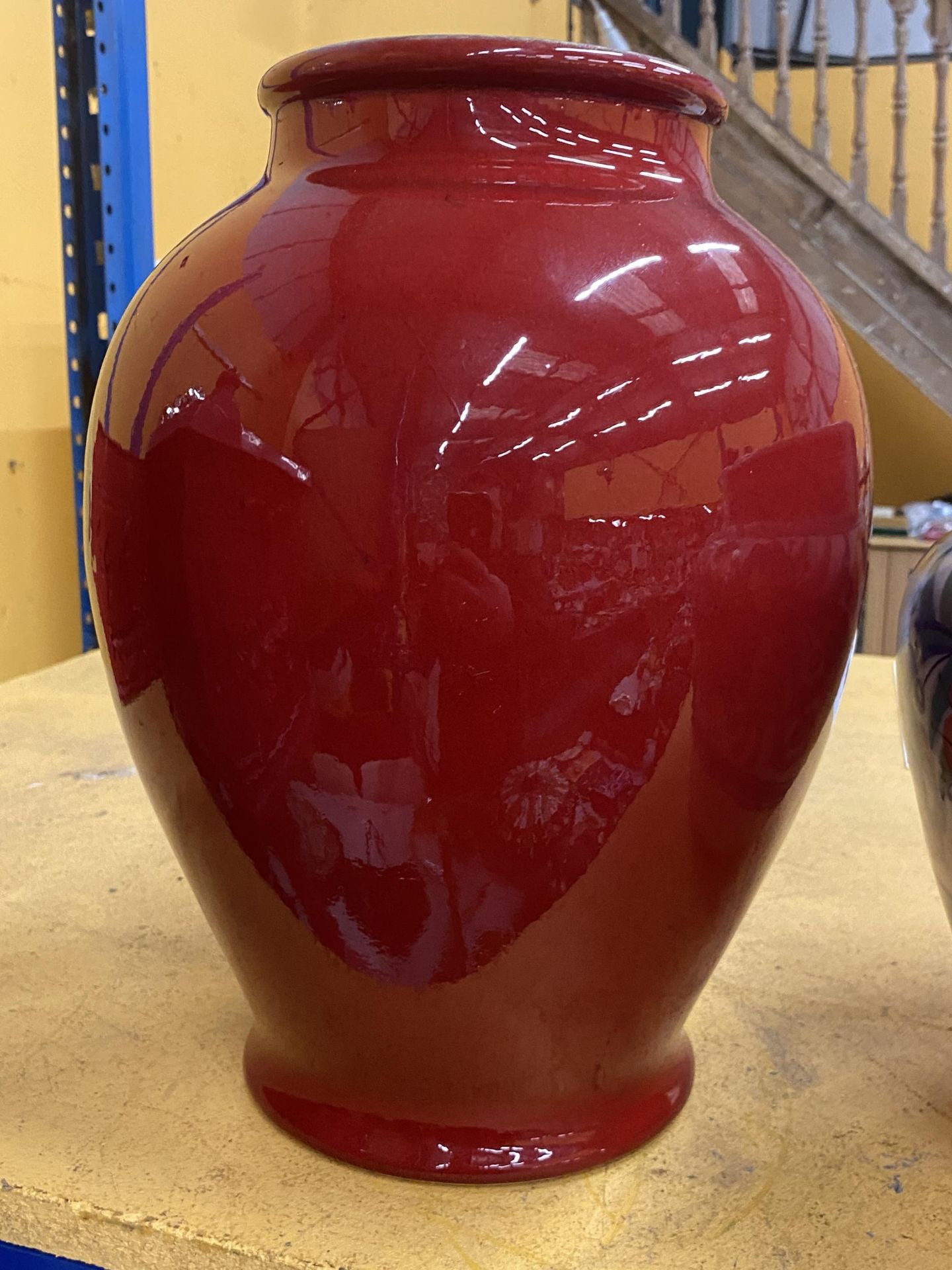 A LARGE POOLE POTTERY VASE, HEIGHT 36CM - Image 2 of 3