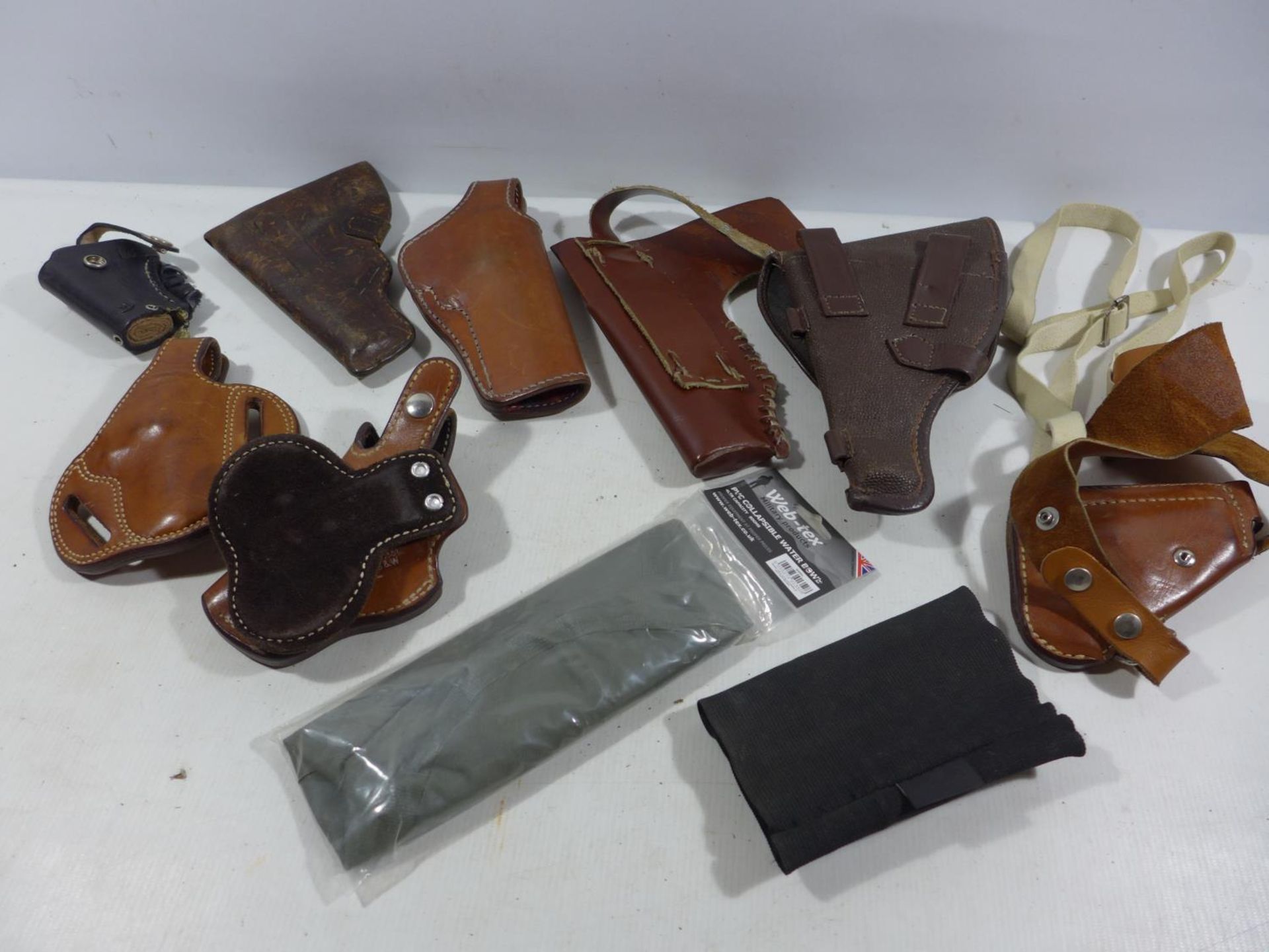 EIGHT ASSORTED LEATHER HOLSTERS ETC - Image 2 of 2