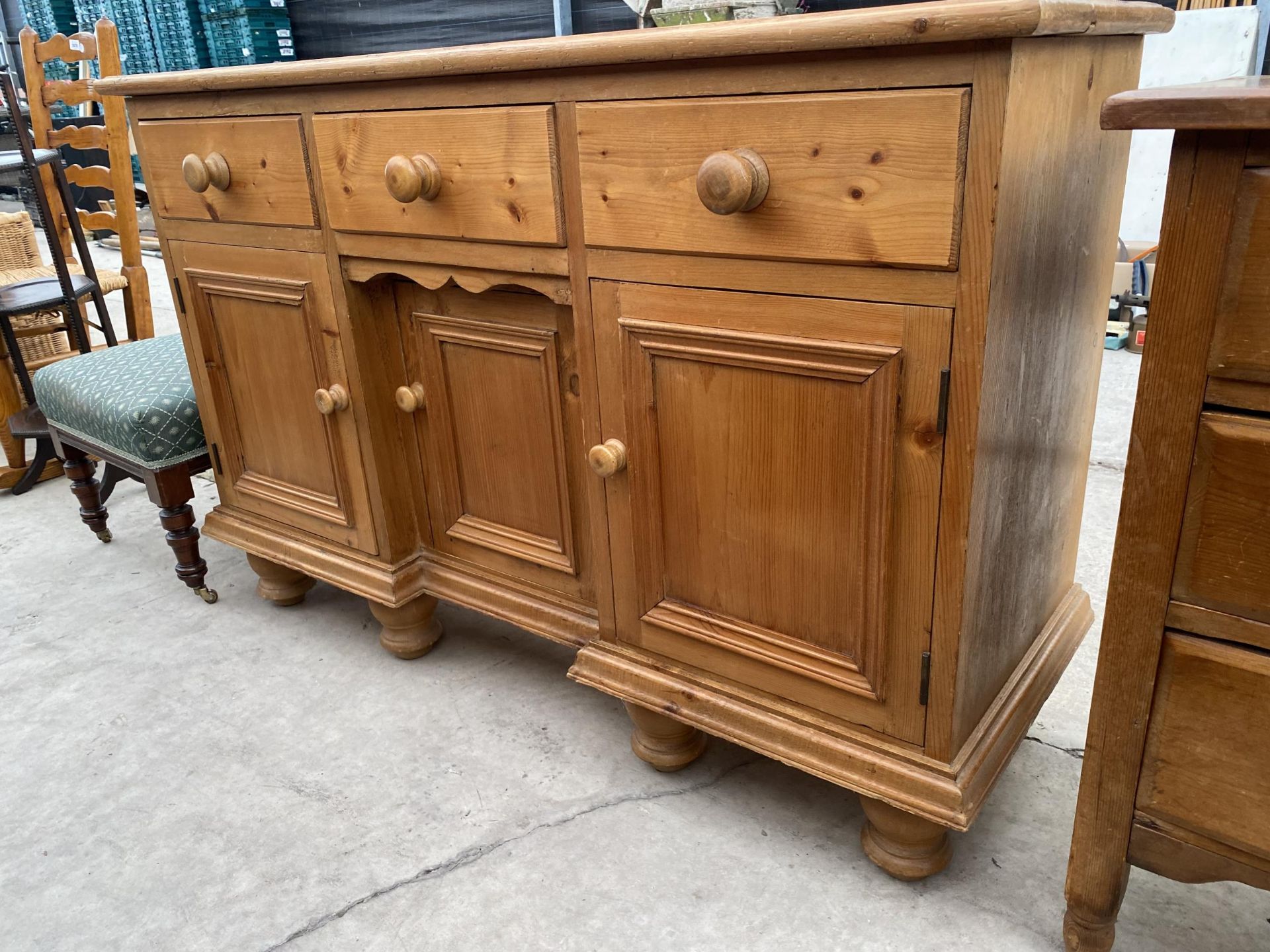 A MODERN PINE BREAKFRONT KITCHEN DRESSER BASE, 48" WIDE - Image 2 of 5