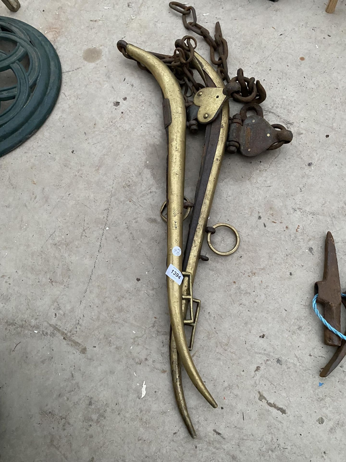 A SET OF VINTAGE BRASS HORSE HAINES