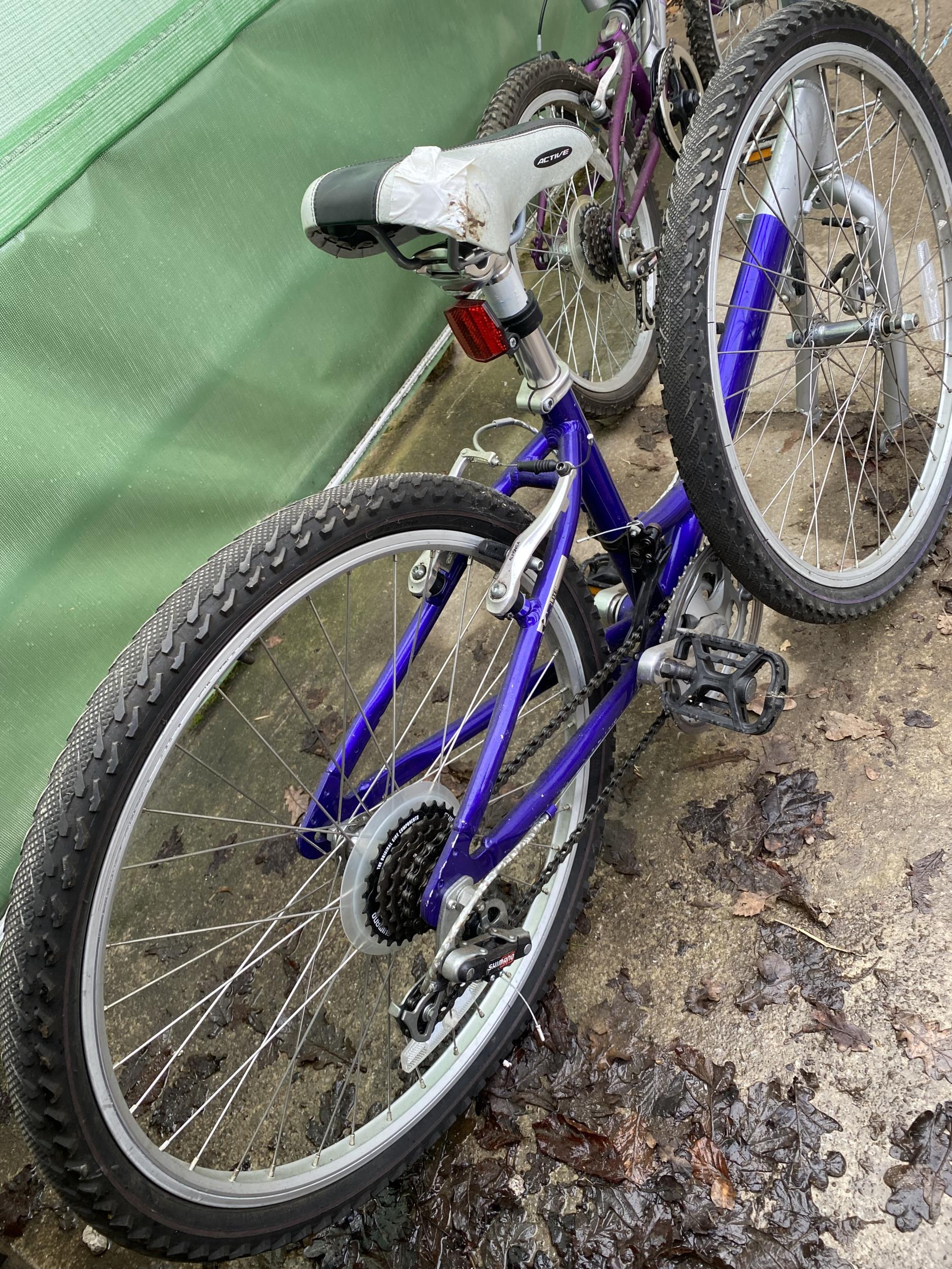 A CHILDS BARRACUDA BIKE AND AFURTHER CHIDS BIKE LACKING HANDLEBARS - Image 6 of 6