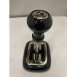 A BMW GEAR STICK ON A BASE HEIGHT 18CM