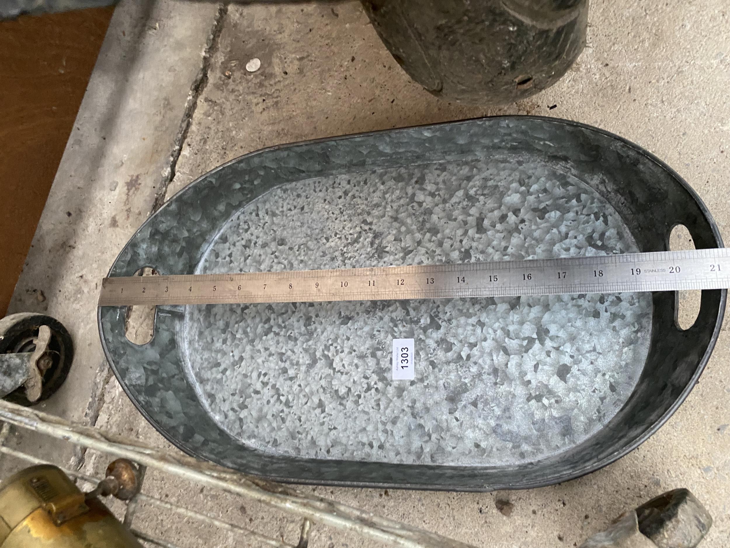 A GALVANISED SERVING TRAY - Bild 3 aus 3