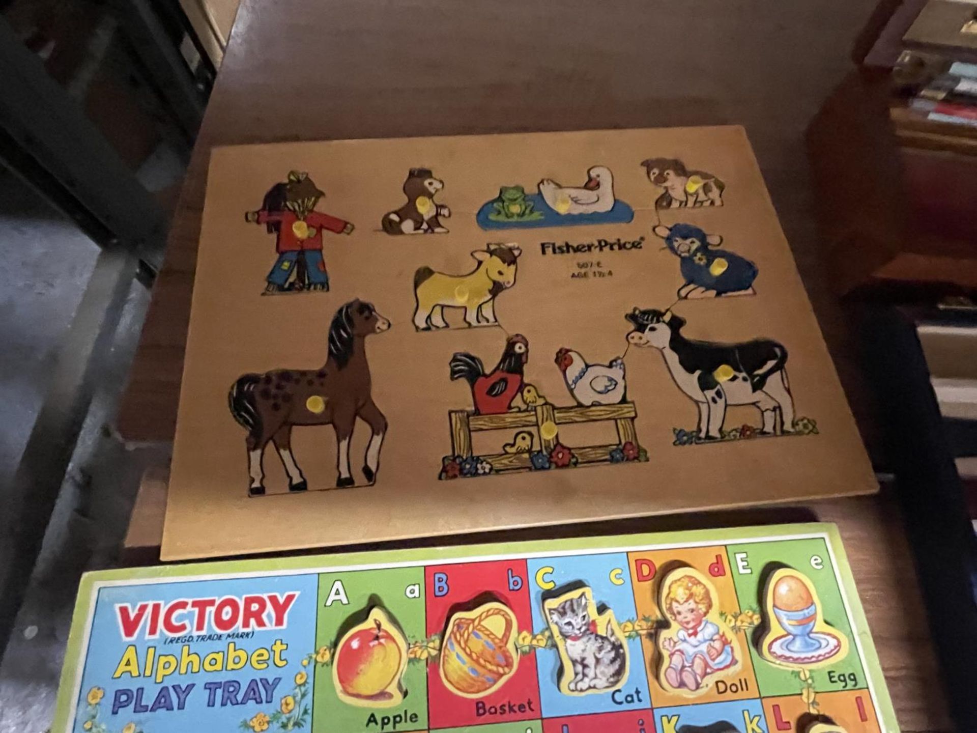 THREE VINTAGE WOODEN YOUNG CHILD'S LEARNING TOYS - Image 4 of 4