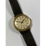 A VINTAGE 1970'S TIMEX AUTOMATIC DATE WATCH