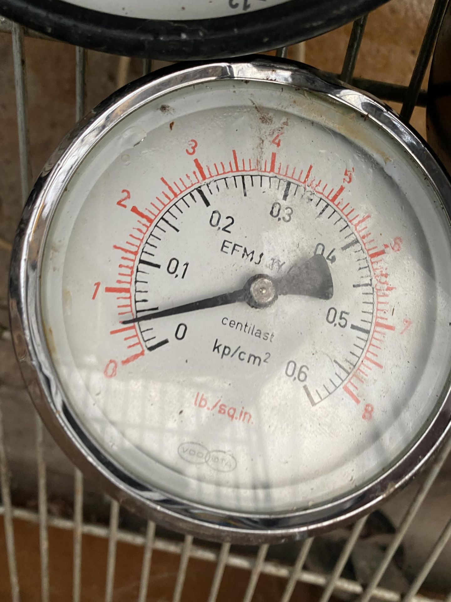 THREE VINTAGE CAR DASHBOARD INSTRUMENTS - Image 3 of 3