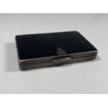 AN ART DECO .925 HALLMARKED SILVER CARD CASE, IMPORT HALLMARKS TO INTERIOR, LENGTH 8CM