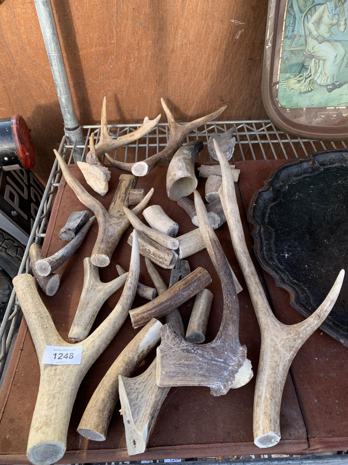 A LARGE ASSORTMENT OF STICK AND WHISTLE MAKING HORN AND ANTLER