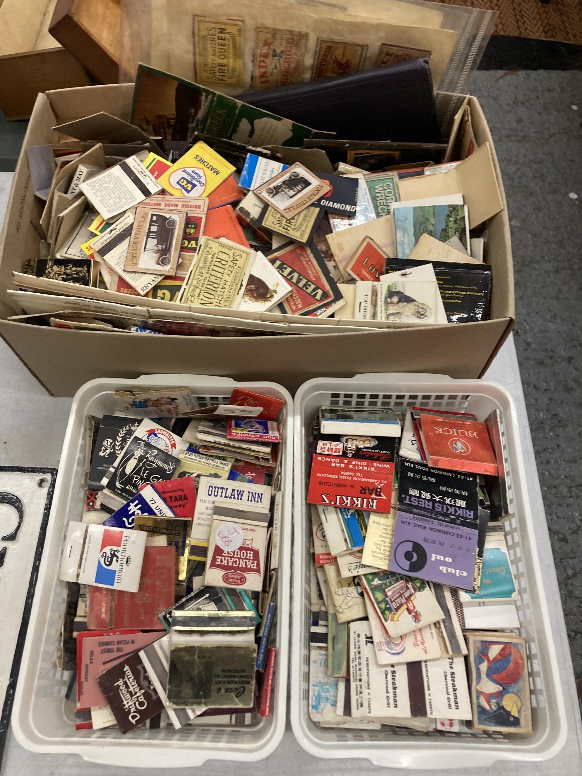 A LARGE QUANTITY OF VINTAGE MATCH BOOKS AND MATCH BOXES