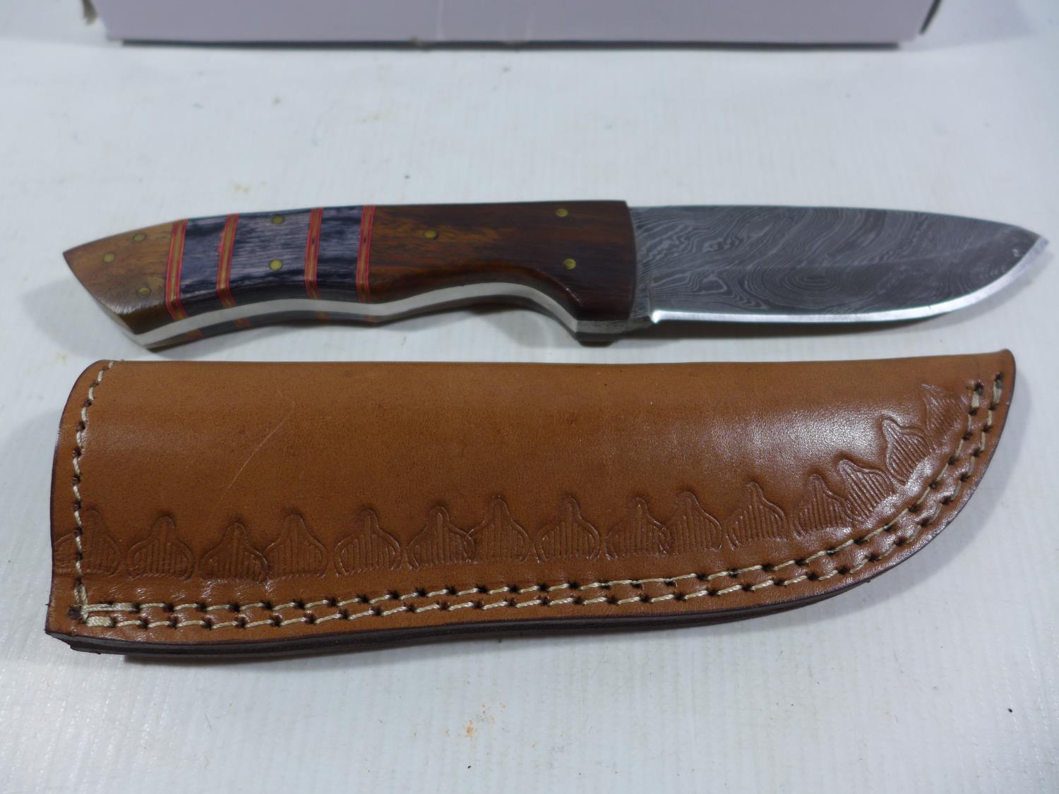 A BOXED TITAN CRAFTS KNIFE AND SCABBARD, 10.5CM DAMASCUS BLADE - Image 2 of 5