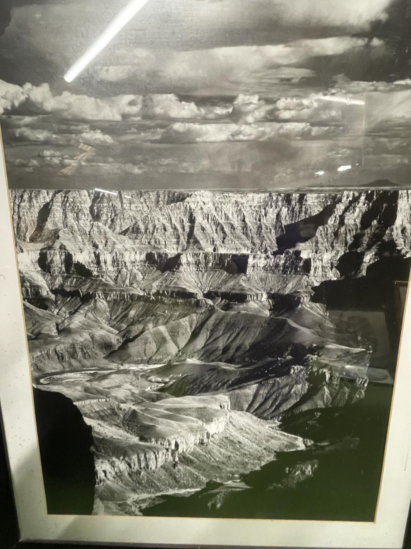 A LARGE PHOTOGRAPHIC BLACK AND WHITE PRINT OF THE GRAND CANYON, ARIZONA 70CM X 86CM - Image 2 of 2