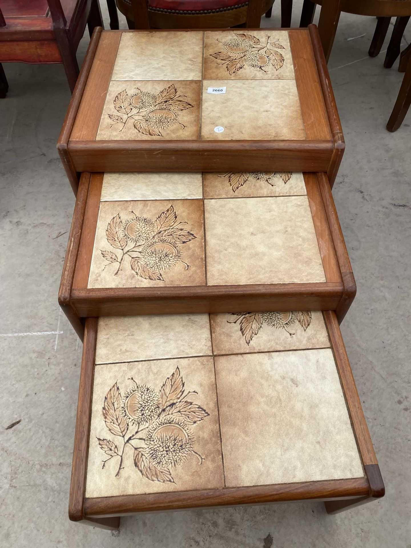 A NET OF THREE RETRO TABLES WITH INSET TILED TOPS - Image 2 of 3