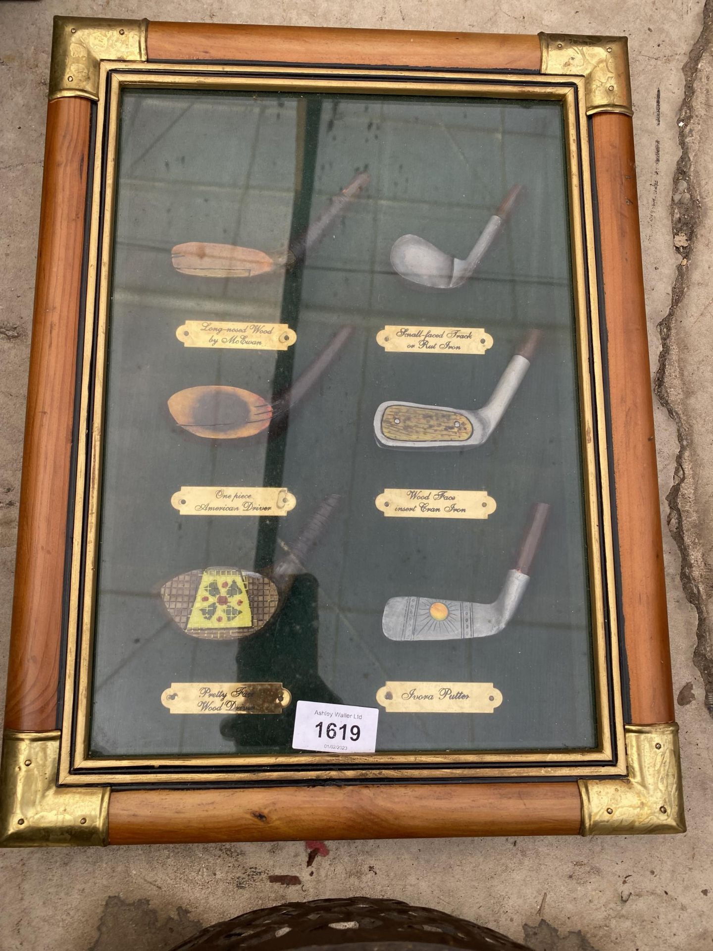 A VINTAGE METAL BASKET AND A FRAMED GOLF CLUB SET - Image 2 of 3