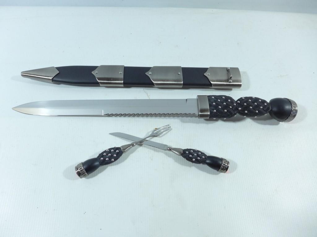 A SCOTTISH DIRK AND SCABBARD, KNIFE AND FORK, 29CM BLADE - Image 2 of 4