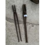 A PAIR OF VINTAGE BLACKSMITHS FORGING TOOLS