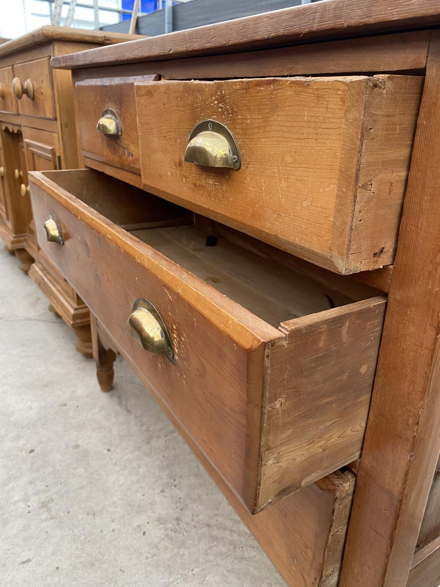 A VICTORIAN PINE CHEST OF TWO SHORT AND TWO LONG DRAWERS WITH BRASS SCOOP HANDLES, 35" WIDE - Image 3 of 3