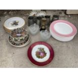 AN ASSORTMENT OF ITEMS TO INCLUDE CERAMIC PLATES, TANKARDS AND GLASS BOWLS ETC