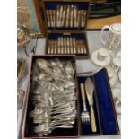 A MIXED LOT OF SILVER PLATED ITEMS, BOX OF FLATWARE, MOTHER OF PEARL HANDLED CASED SET AND CASED