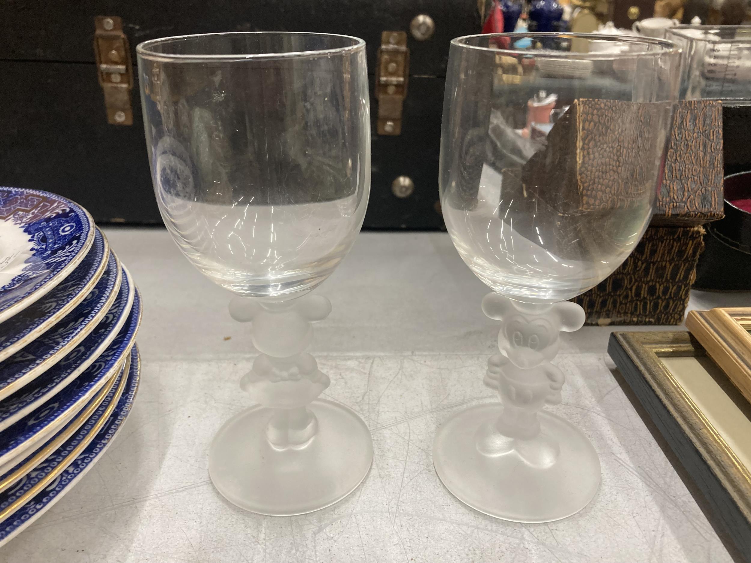 TWO FROSTED GLASS DISNEY MICKEY & MINNIE HOUSE DESIGN GLASSES