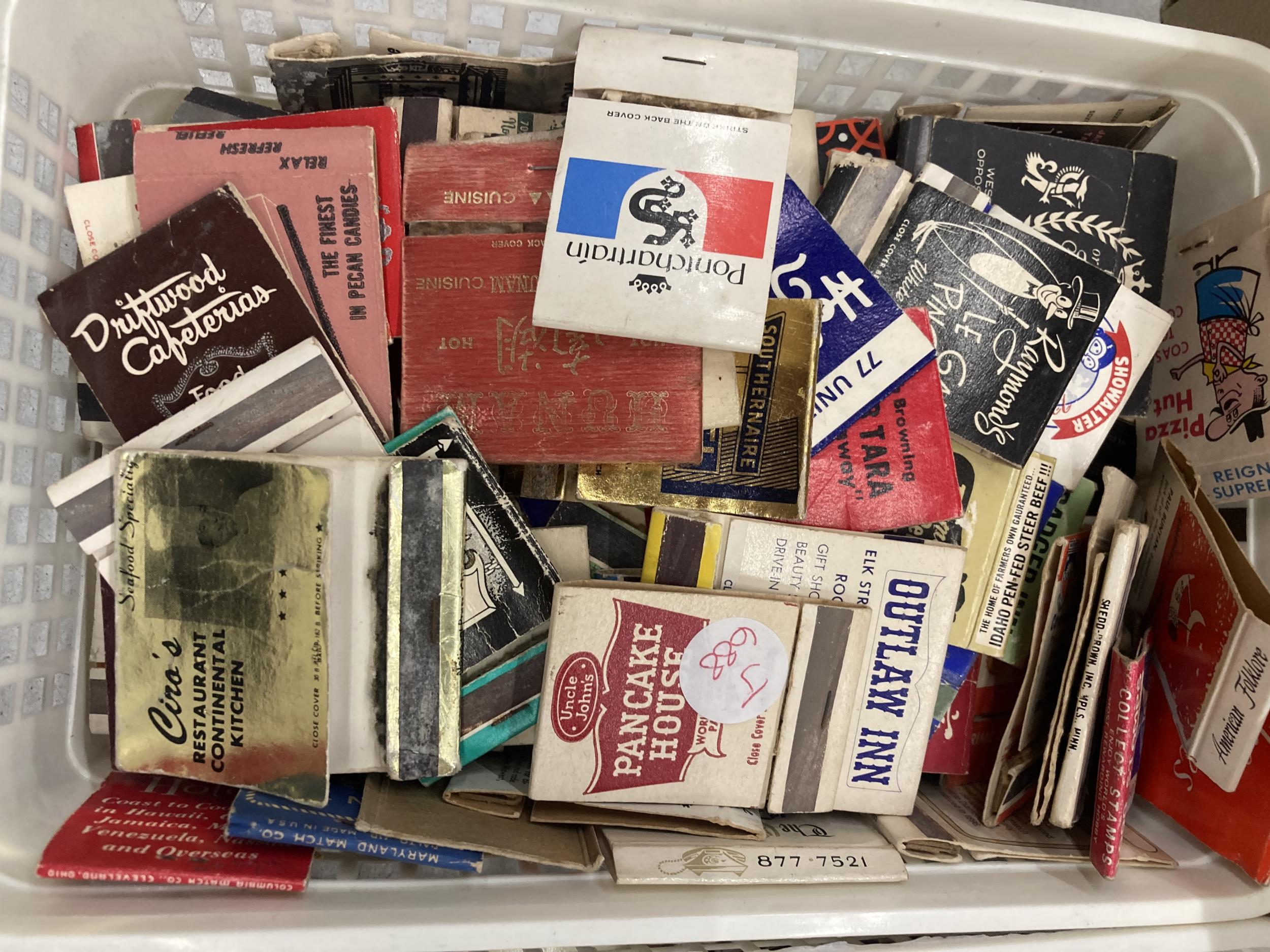 A LARGE QUANTITY OF VINTAGE MATCH BOOKS AND MATCH BOXES - Image 3 of 4