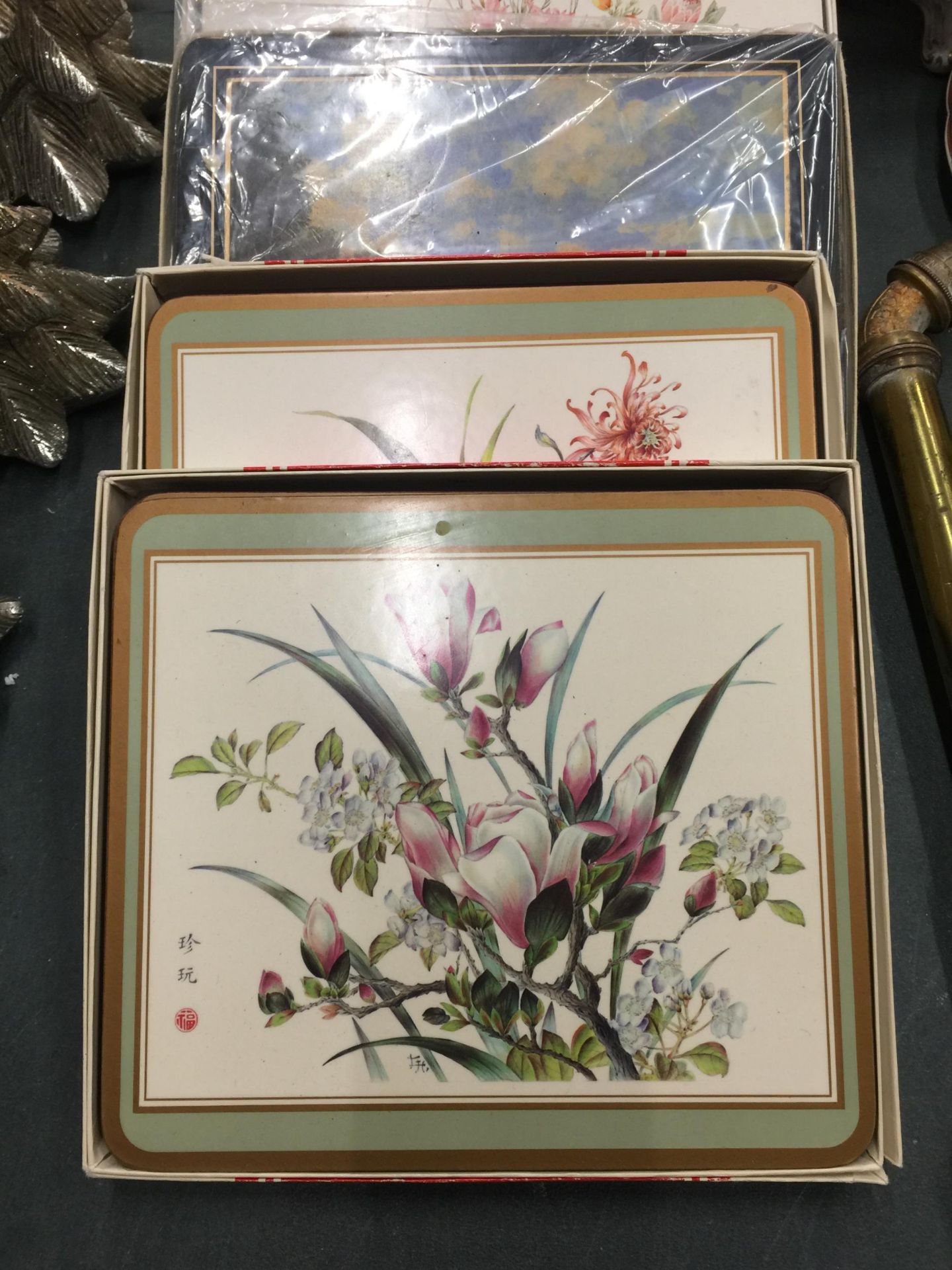 FIVE BOXED SETS OF PLACE MATS - Image 2 of 3