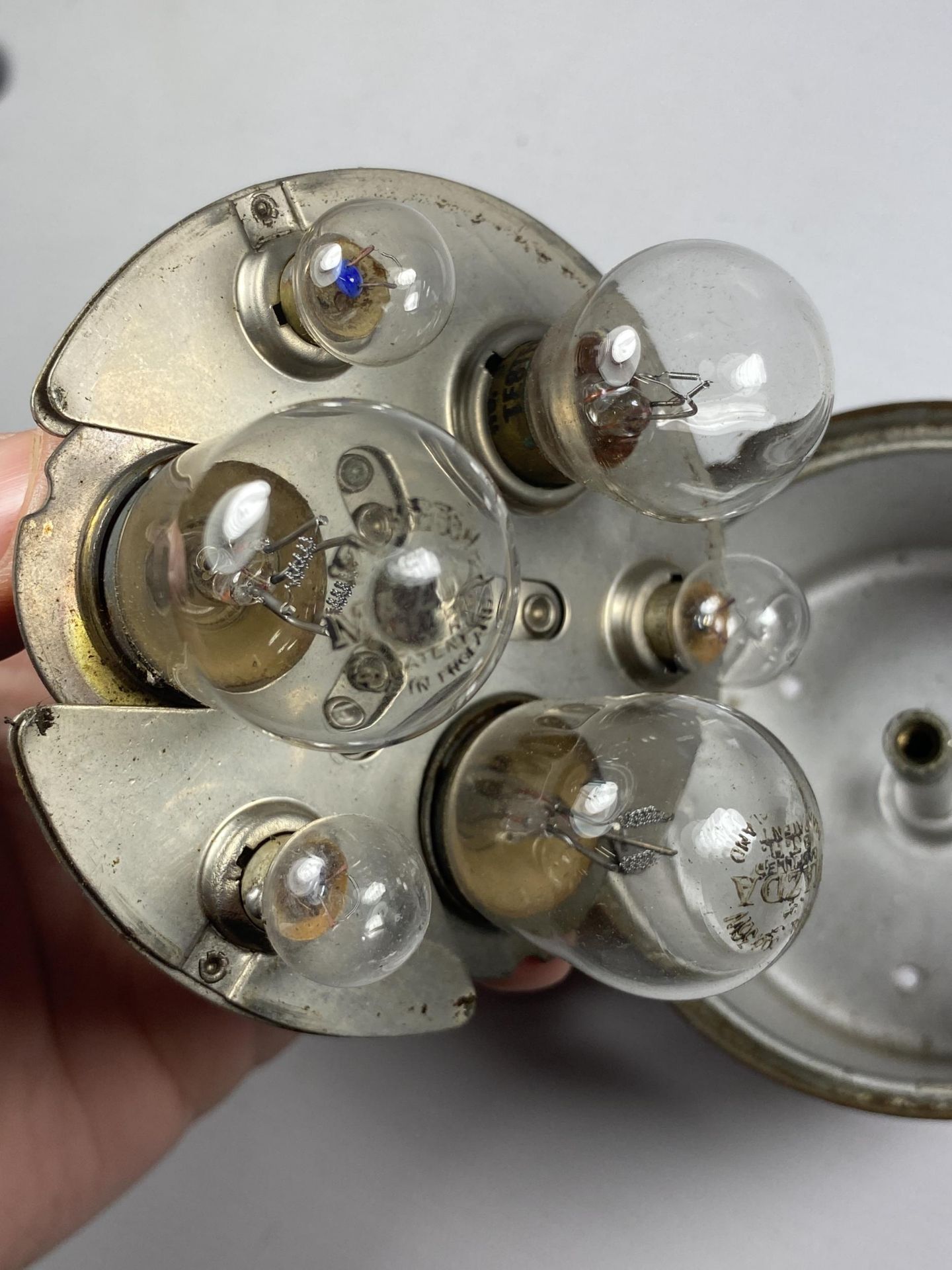 A RARE VINTAGE LUCAS CAR LAMP SPARES TIN BOX - Image 3 of 4