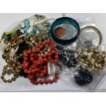 A LARGE MIXED LOT OF ASSORTED COSTUME JEWELLERY, BEAD NECKLACES ETC