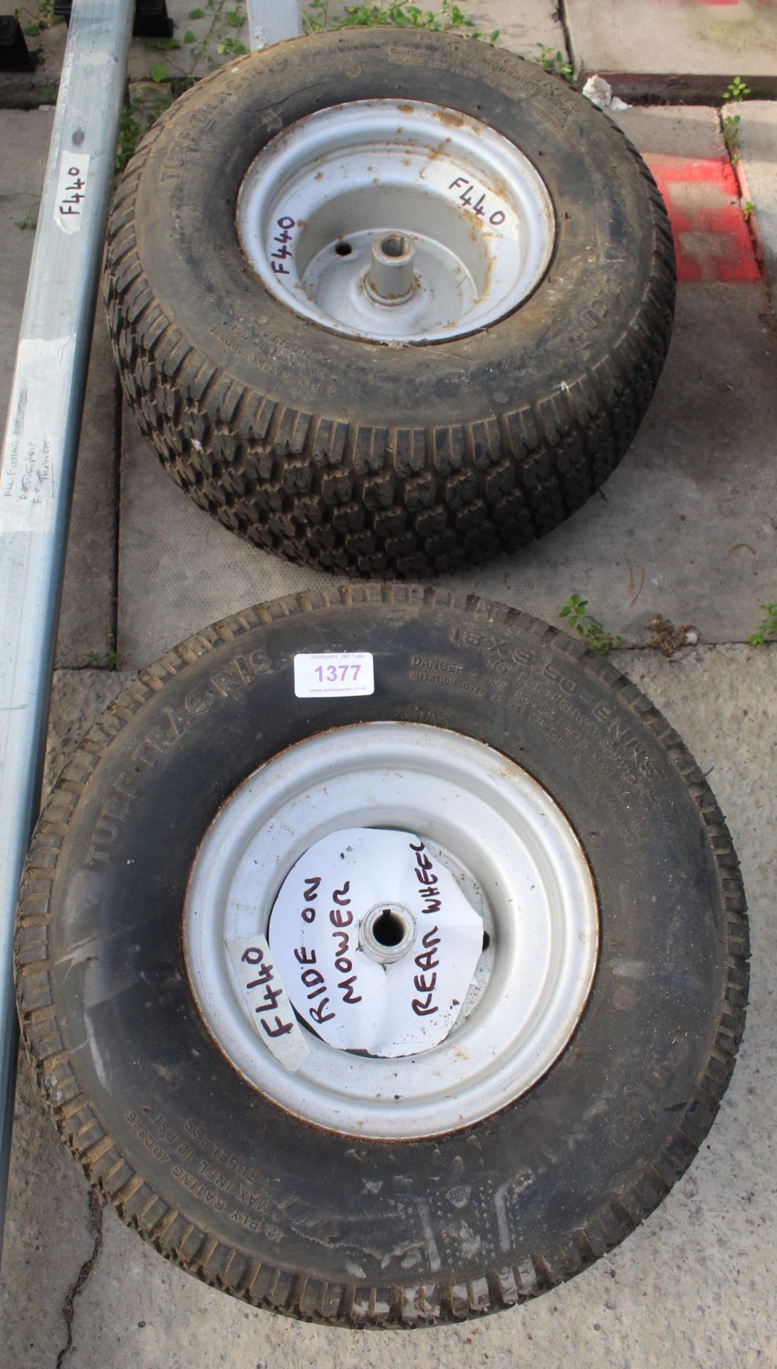 TURF TYRES 18 X 9.5 FOR RIDE ON MOWER NO VAT