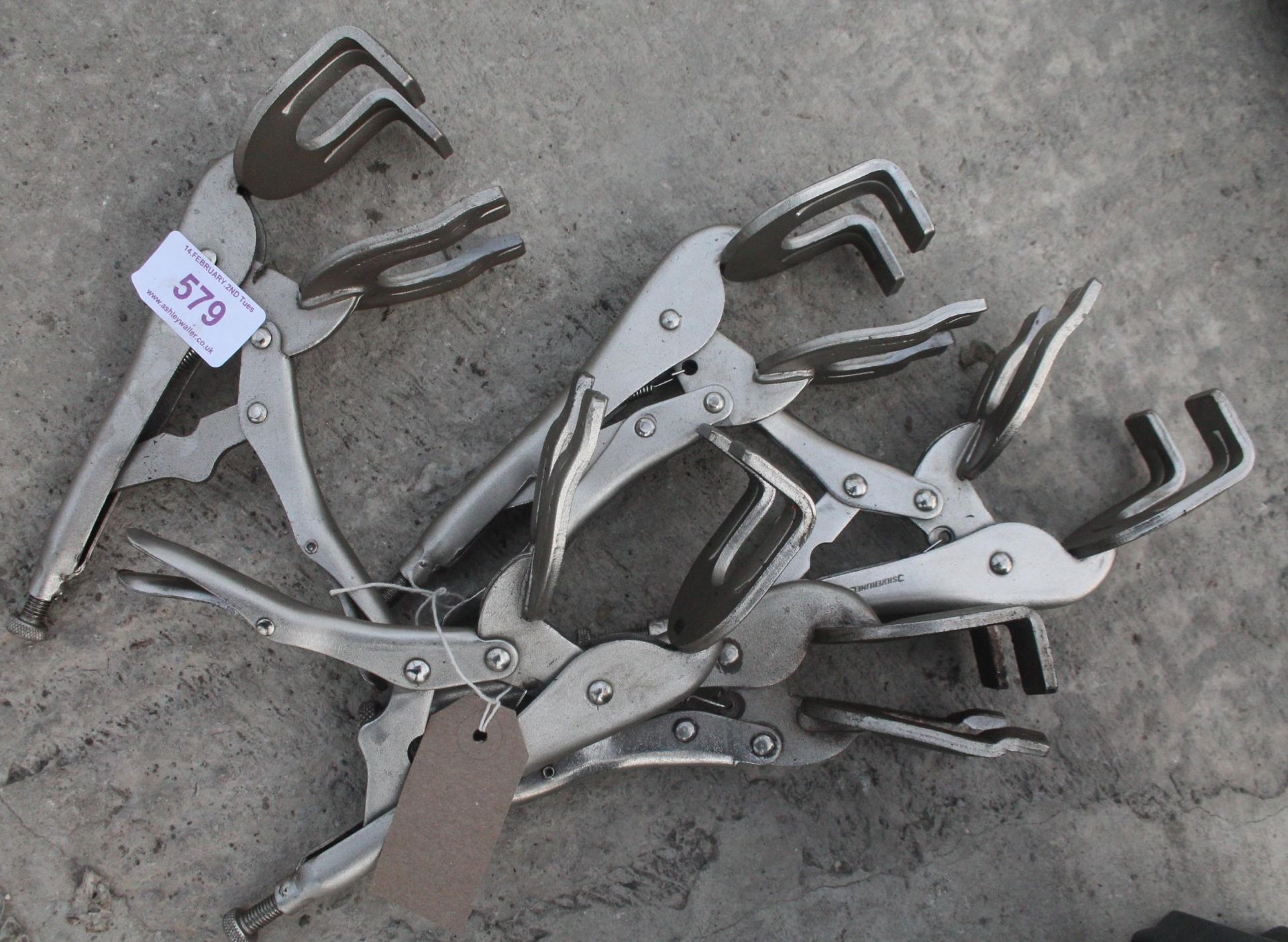 BOX OF MIXED CLAMPS + VAT