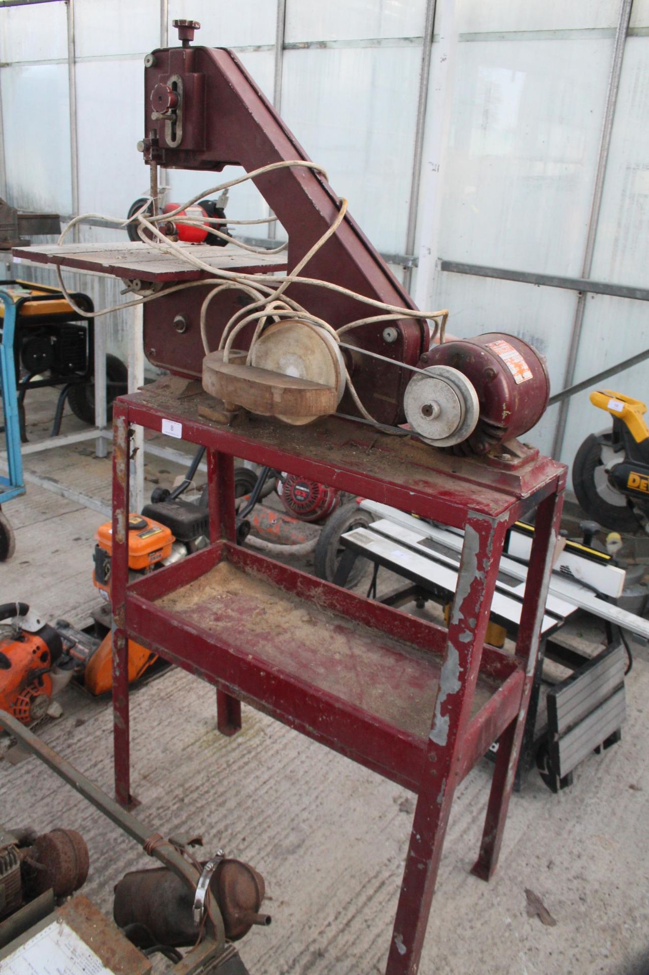 A HAWKER SIDDELEY SINGLE PHASE BAND SAW NO VAT