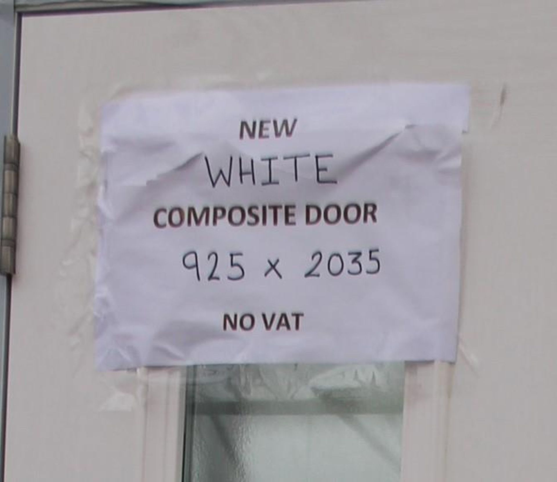 A NEW WHITE COMPOSITE DOOR AND FRAME 925MM X 2035 MM 3 KEYS NO VAT - Image 2 of 2