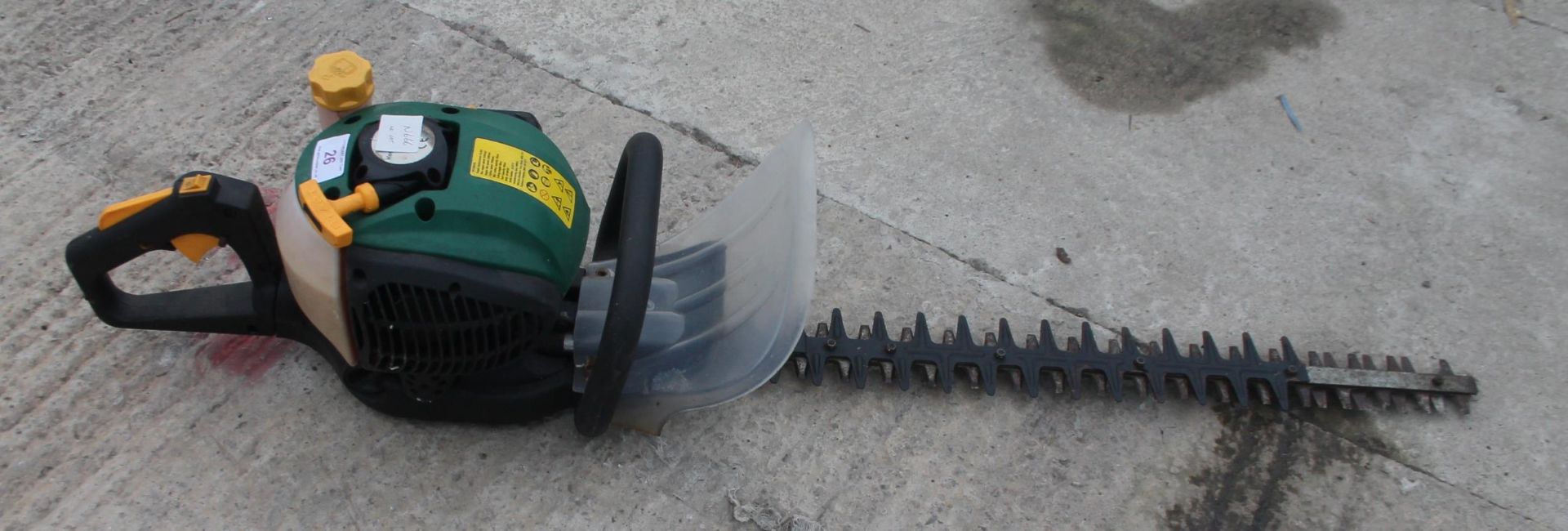 A PETROL ENGINE HEDGE TRIMMER NO VAT