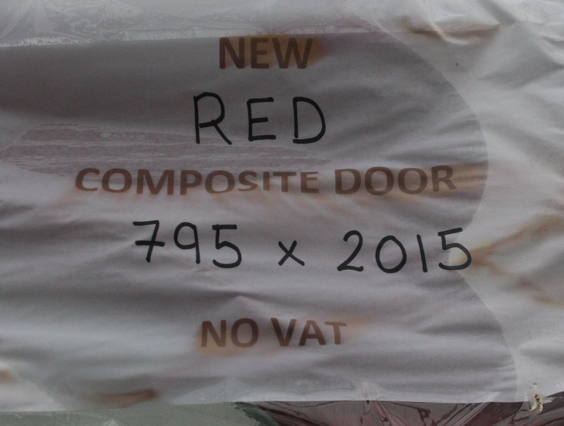 A RED COMPOSITE DOOR 795 X 2015MM TO INCLUDE THE FRAME WITH 3 KEYS NO VAT - Image 2 of 2