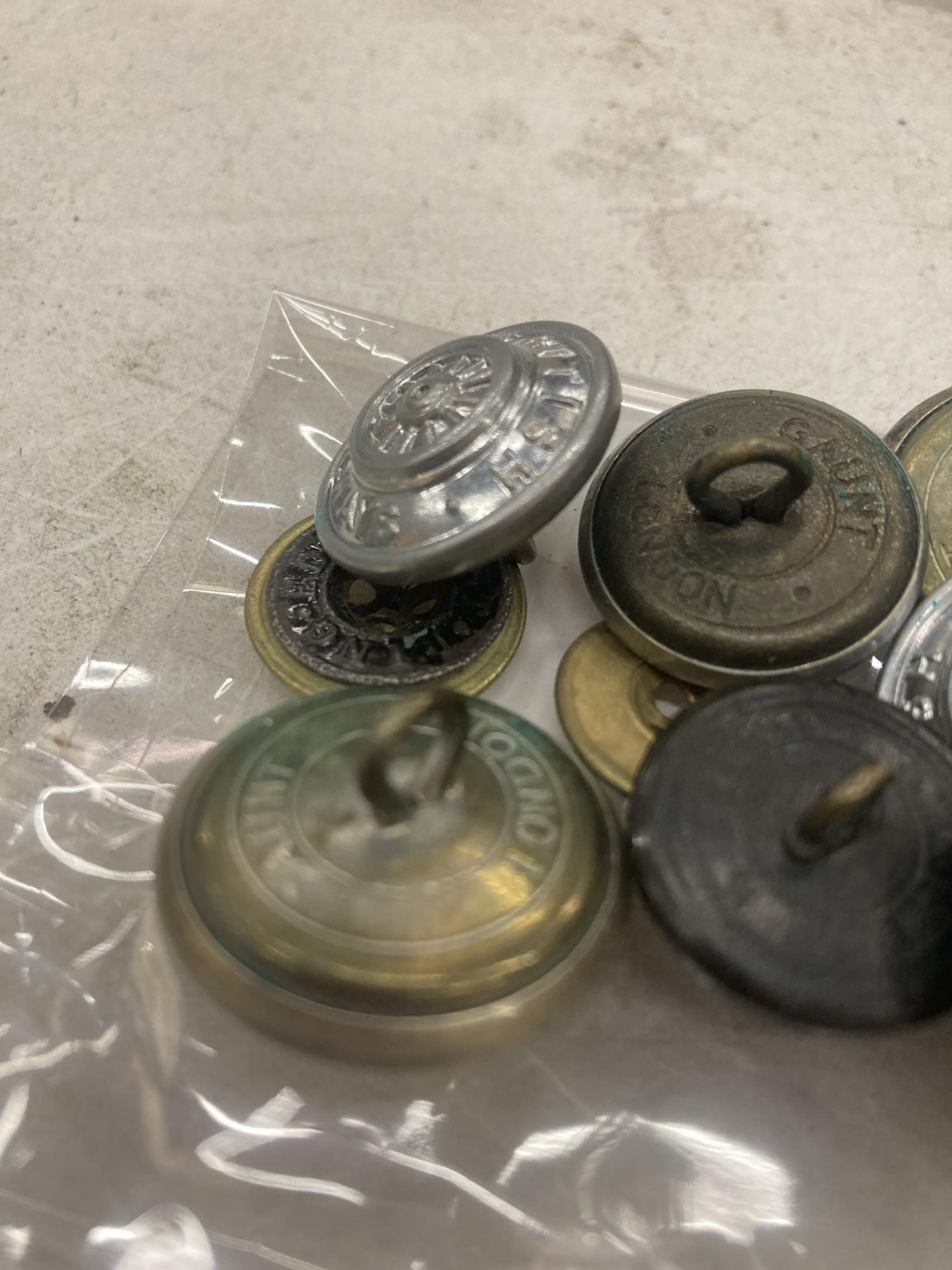 A QUANTITY OF BRITISH RAIL BUTTONS - Image 2 of 3