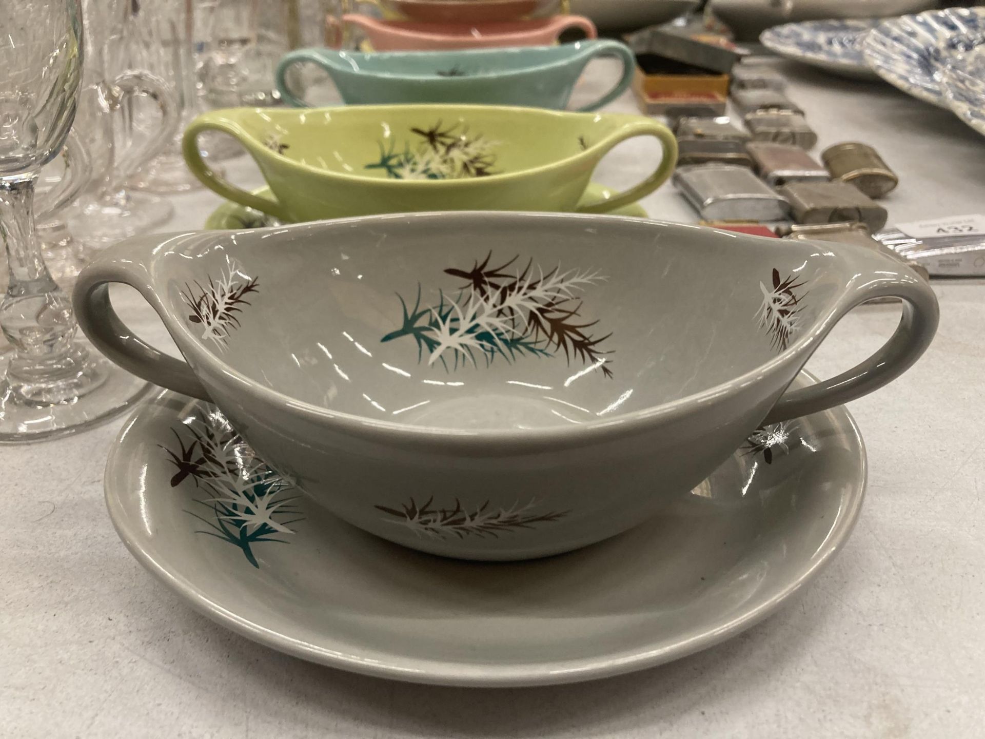 A SET OF SIX OLD FOLEY 'OREGON PINE' RETRO SOUP BOWLS AND SAUCERS - Image 2 of 5