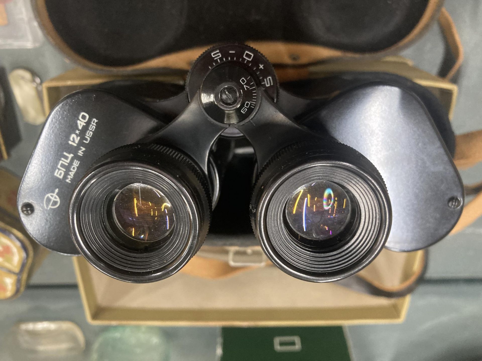 A PAIR OF VINTAGE RUSSIAN PRISMATIC BINOCULARS IN THE ORIGINAL BOX WITH ORIGINAL RECEIPT AND - Image 3 of 3